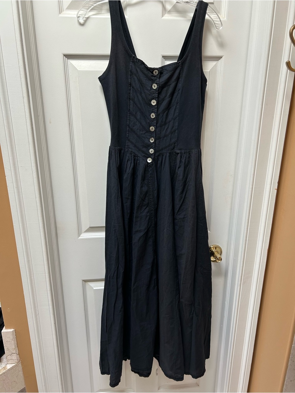 Black Strappy Sleeveless Button-Front Lace Detail Bodice Midi Dress